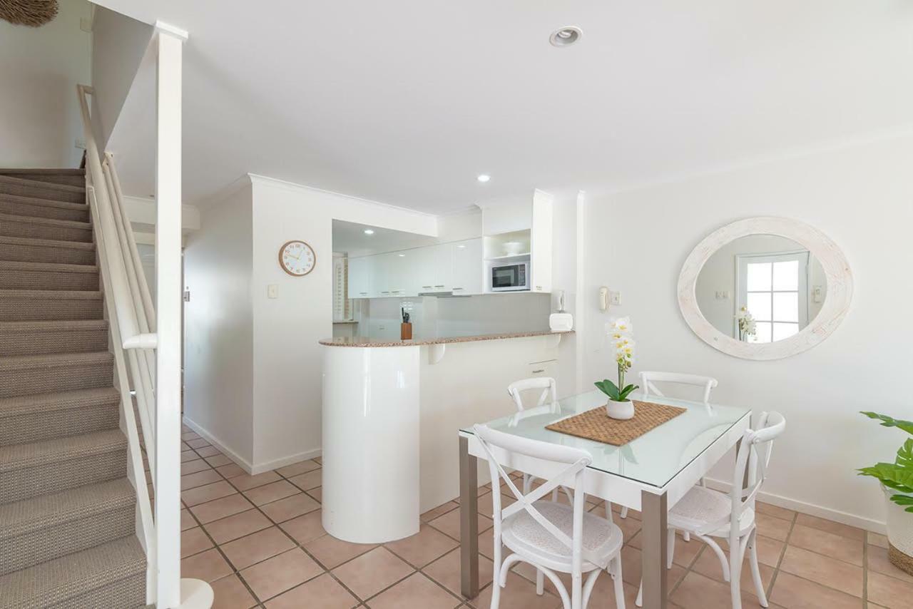 Villa Aqua Noosaville Eksteriør bilde